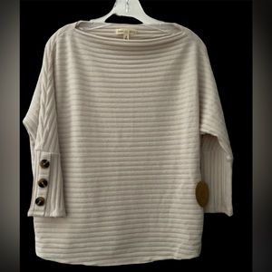 Parallel Skies Top size Small with flex in Cream color